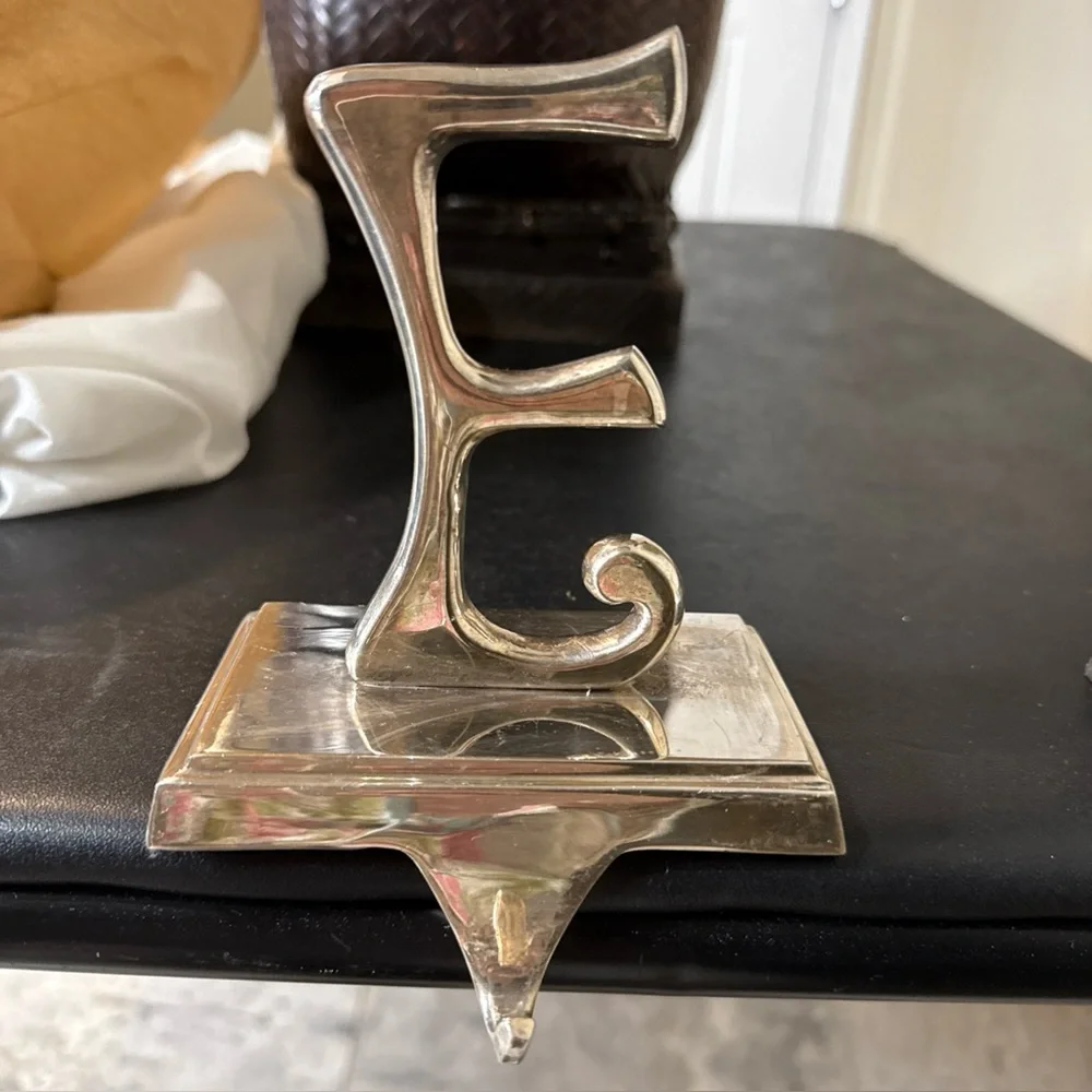 Pottery Barn Heavy Silver Stocking Holder Curly Letter E